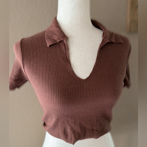 🆕Collared rib crop top - Picture 8 of 11